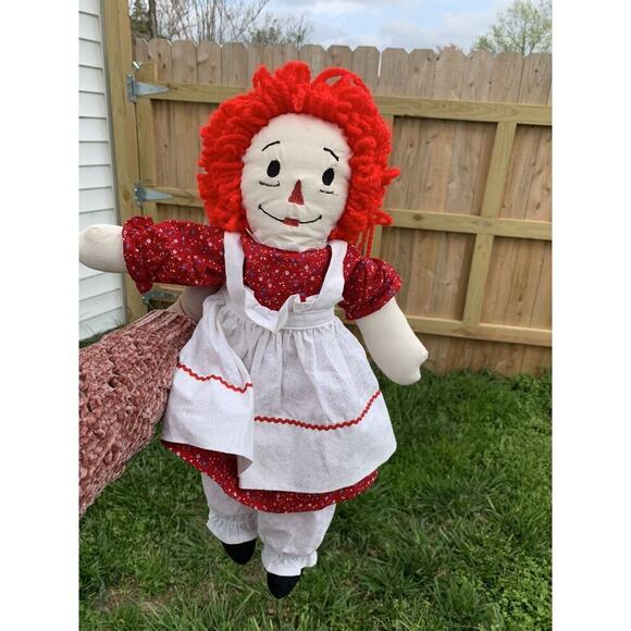 Vintage Handmade Raggedy Ann Soft Plush Doll red Floral White Apron collector - Picture 2 of 10